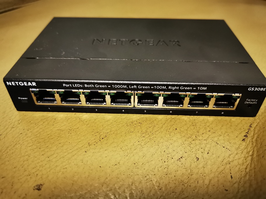 Beispielbild eines Managed Switches mit VLAN-Unterstützung